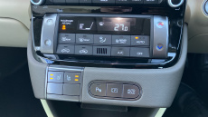 Hyundai INSTER 85kW 02 49kWh 5dr Auto Electric Hatchback